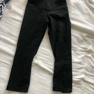 21’ lululemon leggings